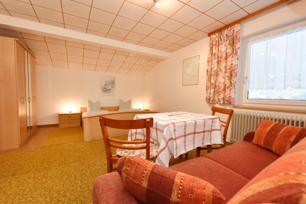 Pension Piz Buin Partenen Exterior photo